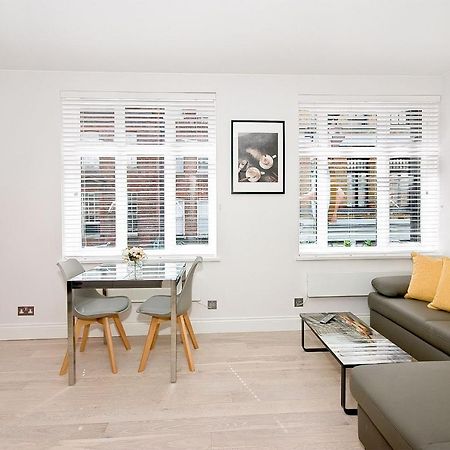 F2 Greek Street By City Living Londra Dış mekan fotoğraf