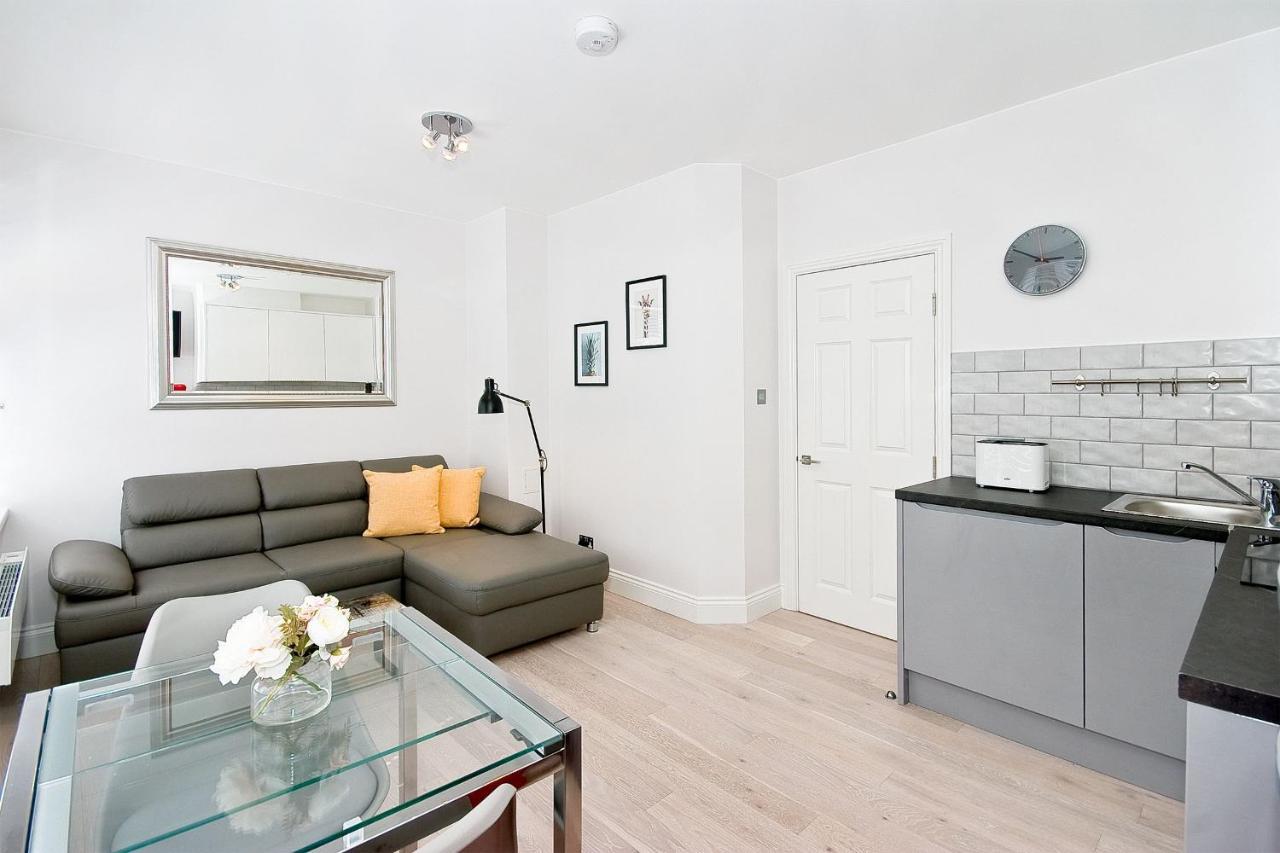 F2 Greek Street By City Living Londra Dış mekan fotoğraf